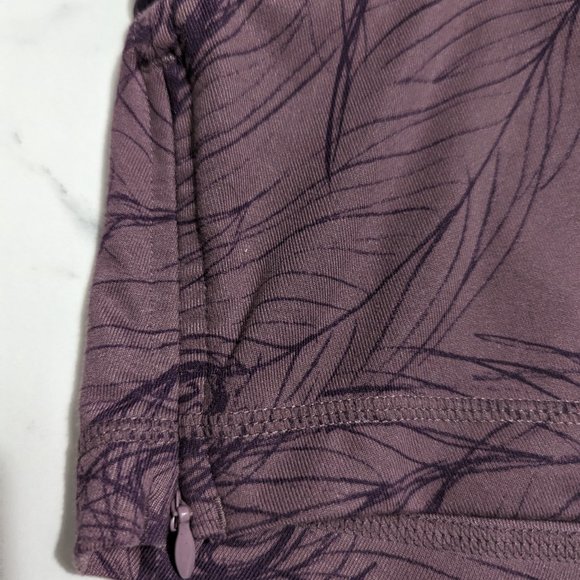 Lululemon Women's Racerback Tank SZ XS - Picture 3 of 5